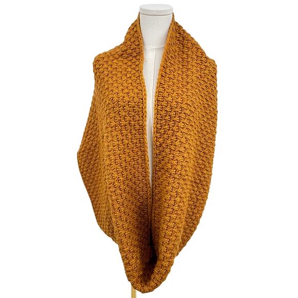 Saks Fifth Avenue black label infinity scarf crochet chunky knit wool blend boho - Picture 2 of 7